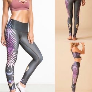ISO teeki yoga pants small in Phoenix rising design